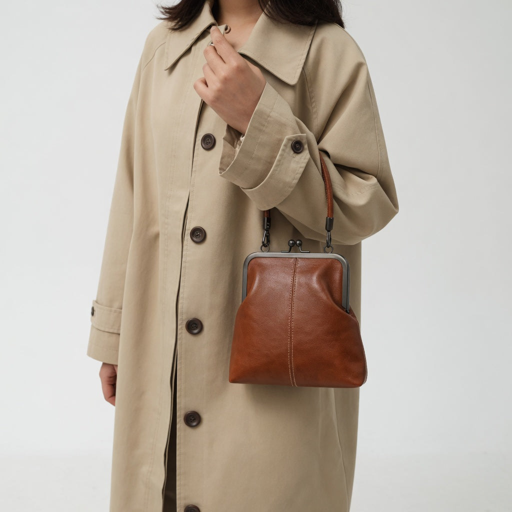 Roxen | Bolso Retro con Cierre Clip Elegancia