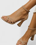 VEGA | TACONES CÓMODOS BEIGE