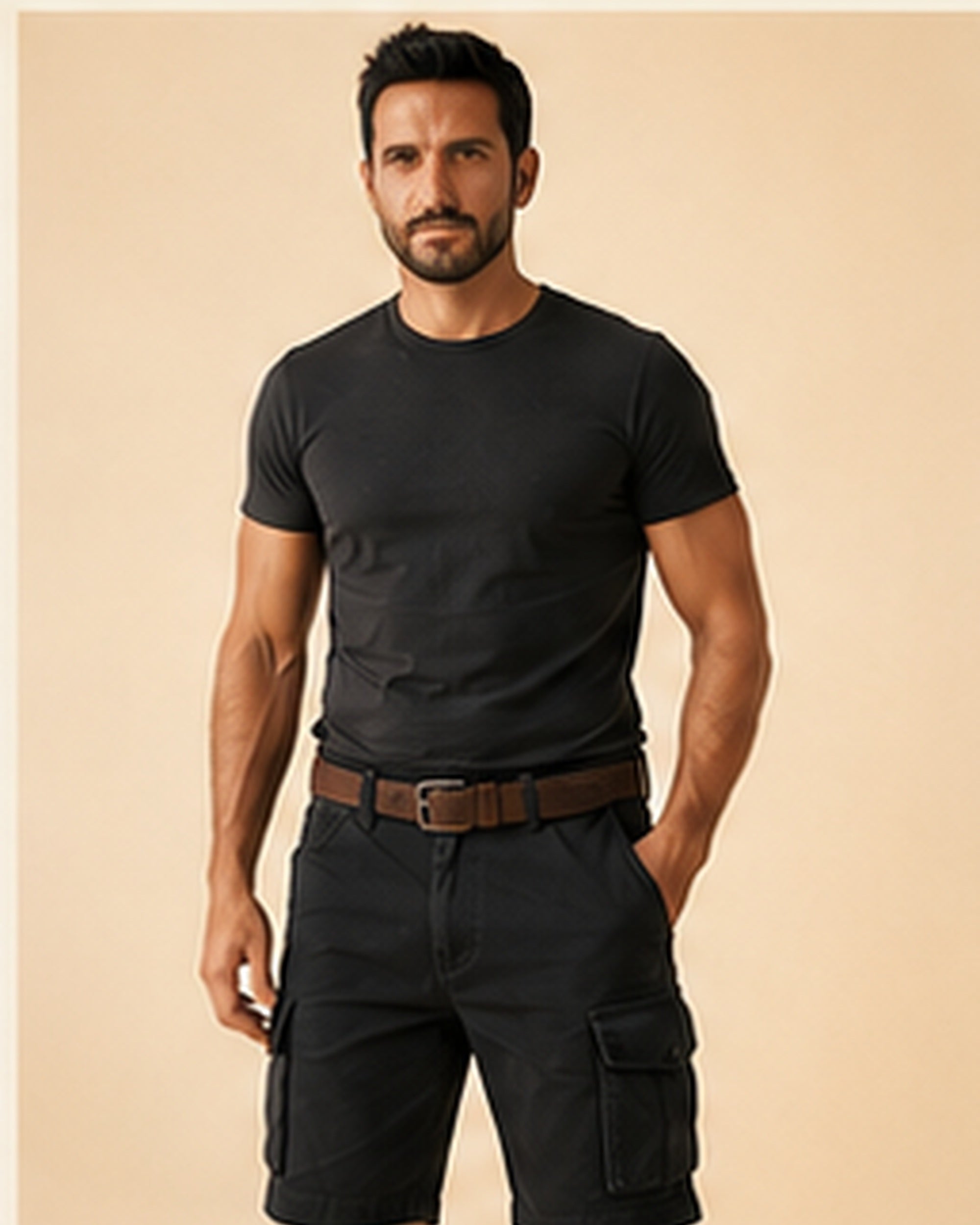 Short cargo Pepe negro en modelo, vista frontal